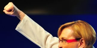 "OVER MY DEAD BODY!" Herman Mashaba Vows Helen Zille Will NEVER Rule Joburg in Brutal Political Showdown!