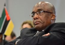 Home affairs minister Aaron Motsoaledi delivers bad news to Zimbabweans