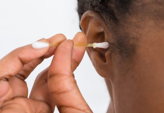 You should never use cotton buds to clean your ears – Here is how you should clean your ears