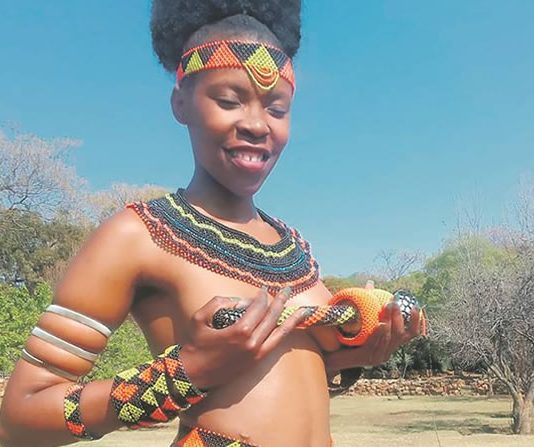 Mpumalanga 100% virgin auctions herself – This is how much it will cost to break her sealed goods