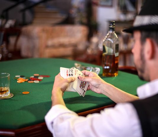 Play Like A Poker Star With These 3 Game Variants