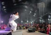 Angry Fans Want Kelly Khumalo Banned From Festivals Following Dramatic Performance