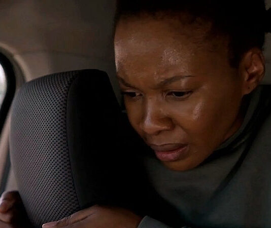 Dintle Nyathi of the popular soapie Scandal is now in danger as stalker threatens her life