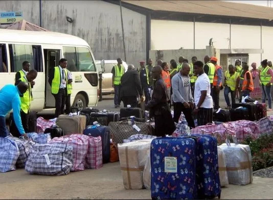 Government is deporting 1 million Zimbabweans… Mnangagwa's government says ready to welcome them home