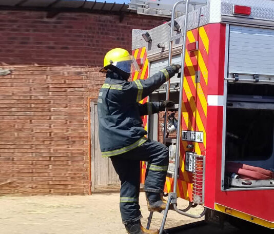 Off-duty Diepsloot firefighter kills girlfriend, injures brother, goes to work and shoots workmate then burns his car