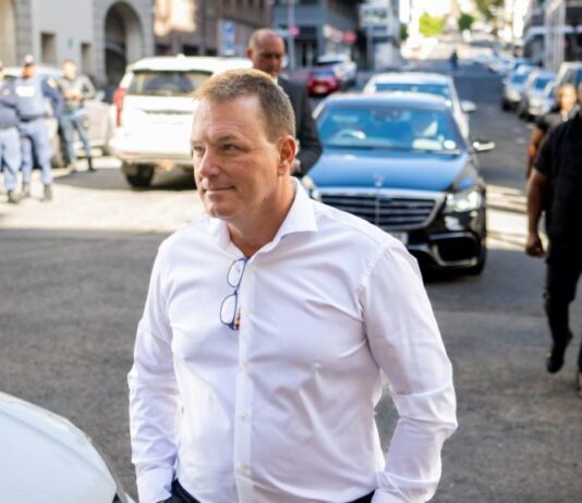 Slain underworld businessman Mark Lifman buried in secret, private ceremony