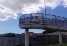 Video of bakkie stuck on pedestrian footbridge in Cape Town breaks the internet (WATCH VIDEO)