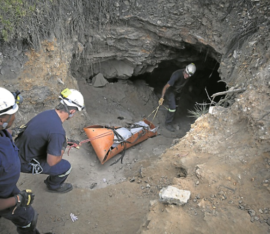 Starved, Tortured & Forgotten: Shocking truth behind Stilfontein Mine Deaths exposed as police help Zama Zama boss Tiger to escape, 75 bodies decompose
