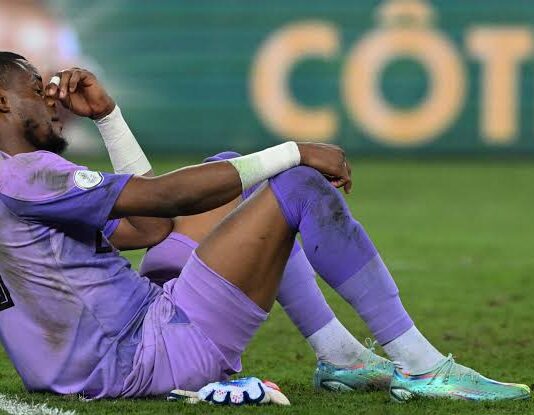 Kaizer Chiefs Target Nwabali Suffers Double Tragedy, Mourns Mother After Father's Death