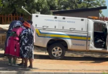 Angry residents send Soweto nyaope man to God after he was caught stealing from Anglican church