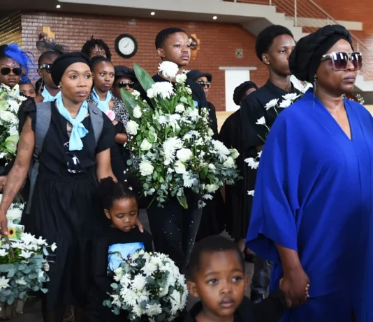 Generations actress Manaka Ranaka speaks on her daughter Katlego's sudden death: I felt her leaving this earth (VIDEOS)
