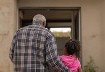 Video of 61-year-old Daveyton madala being caught red-handed having tlof tlof with a 5-year-old girl goes viral