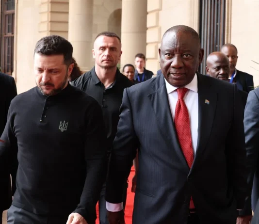 Zelensky's Secret Visit to SA: How Ramaphosa outsmarted Donald Trump this week with just one phone call to Putin