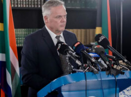 EXCLUSIVE: ‘I Inherited A Mess!’ – Minister Willie Aucamp Saves Thousands Of Jobs In Explosive Reversal Of Controversial Fishing Decision