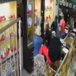 Jewellery Heist in Tongaat: Eight Robbers Steal Jewellery In Under 2 Minutes