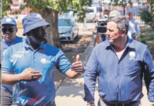 DA Leadership Race Heats Up as Gauteng Leader Weighs Challenge to Steenhuisen