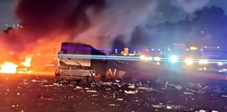 CIT HEIST: Cash-in-transit van violently attacked and bombed in KZN, hundreds of residents loot scattered cash (WATCH VIDEO)