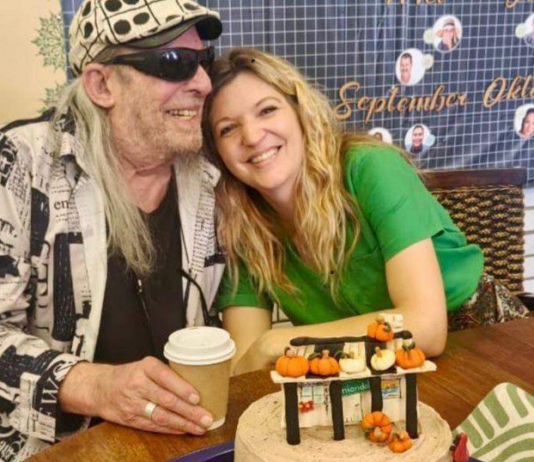 80-Year-Old Afrikaans Legend Anton Goosen Expecting First Child With Wife