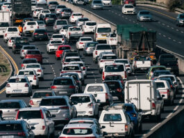 Doctor SHOT in Leg by VIP Protectors in M1 Road Rage Horror!