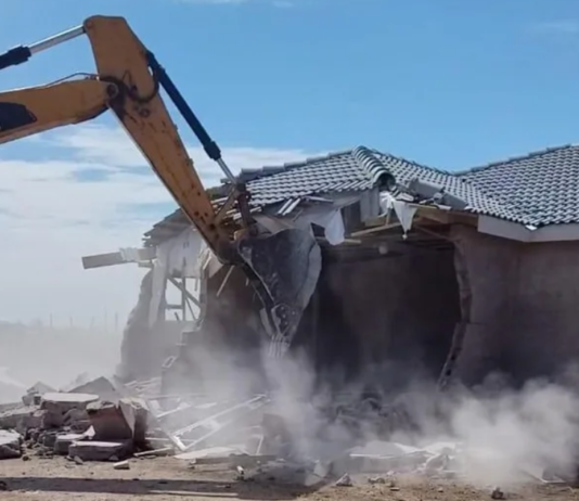 R2.5 Million Turned to Rubble! The Heartbreaking Moment Pietermaritzburg Mansions Were Razed!