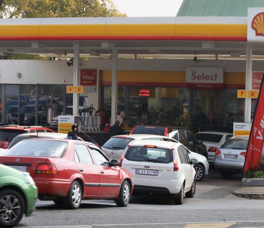 IS YOUR TANK FULL? South Africa Braces for R4 Petrol Hike and Massive Fuel Shortages as Global Conflict Escalates