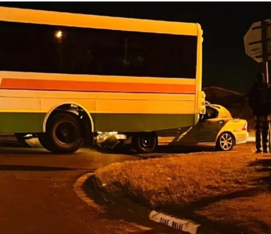 Bloody Mercedes Benz and Golden Arrow Bus Accident: Eerste River Crash Leaves Driver Dead and Four Others Fighting for Life
