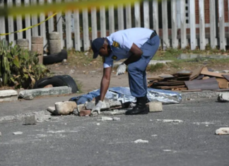 Mob Justice Horror: Bonteheuwel mob stones and stabs man to death after alleged Kalksteenfontein shootings