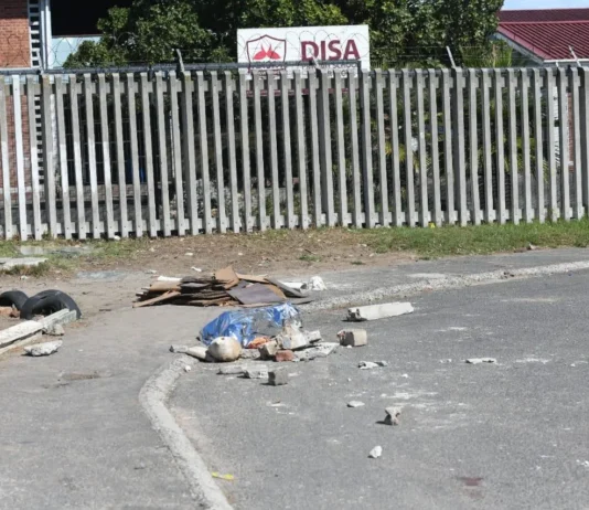 Bonteheuwel Gang Member Hunted Down by Over 40 People, Stoned to Death in Easter Bloodbath