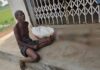 Drama as man takes his sister's skeleton to a bank to prove that she is dead (PICS)