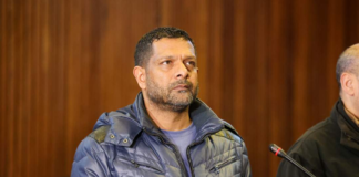 Mystery Deepens: No Bullet Holes Found in Khan’s Car After Late-Night Ambush – Handwritten Note Discovered at Scene of Shooting