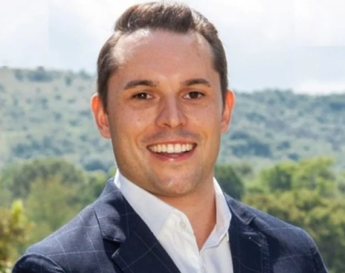 Dr Pieter Henning