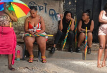 Tlof tlof in umbrella: Early morning sex rounds from talented Zimbabwean prostitutes rock Polokwane City
