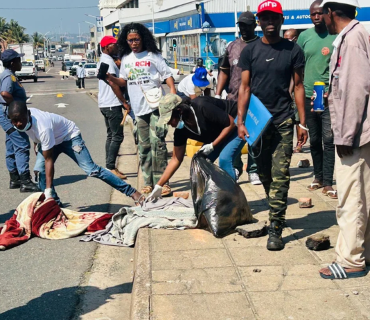 Tear Gas And Rubber Bullets As Durban Refugee Camp Clean-Up Turns Violent