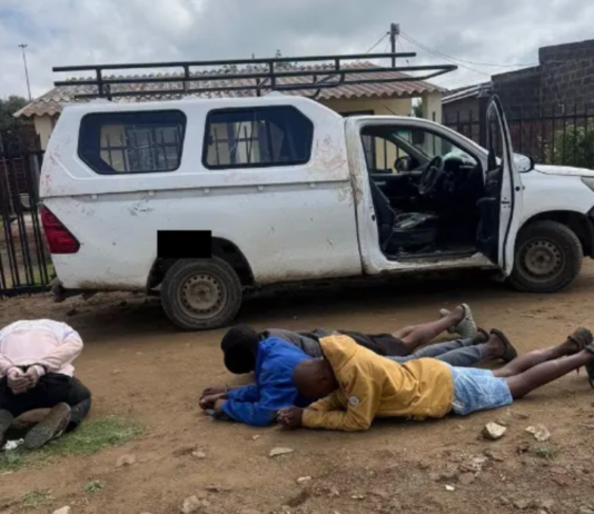 Four men arrested after motorist is stabbed and robbed of his R250,000 Toyota Hilux