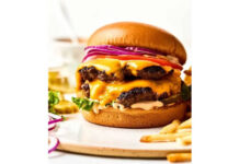 Woman Spends Five Days in Hospital After Swallowing Needle in Burger, Then Loses Legal Battle and Must Pay Restaurant’s Costs